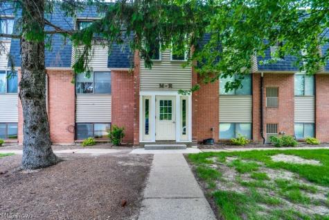 216 Moore Road Avon Lake OH 44012