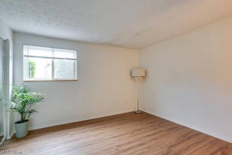216 Moore Road Avon Lake OH 44012