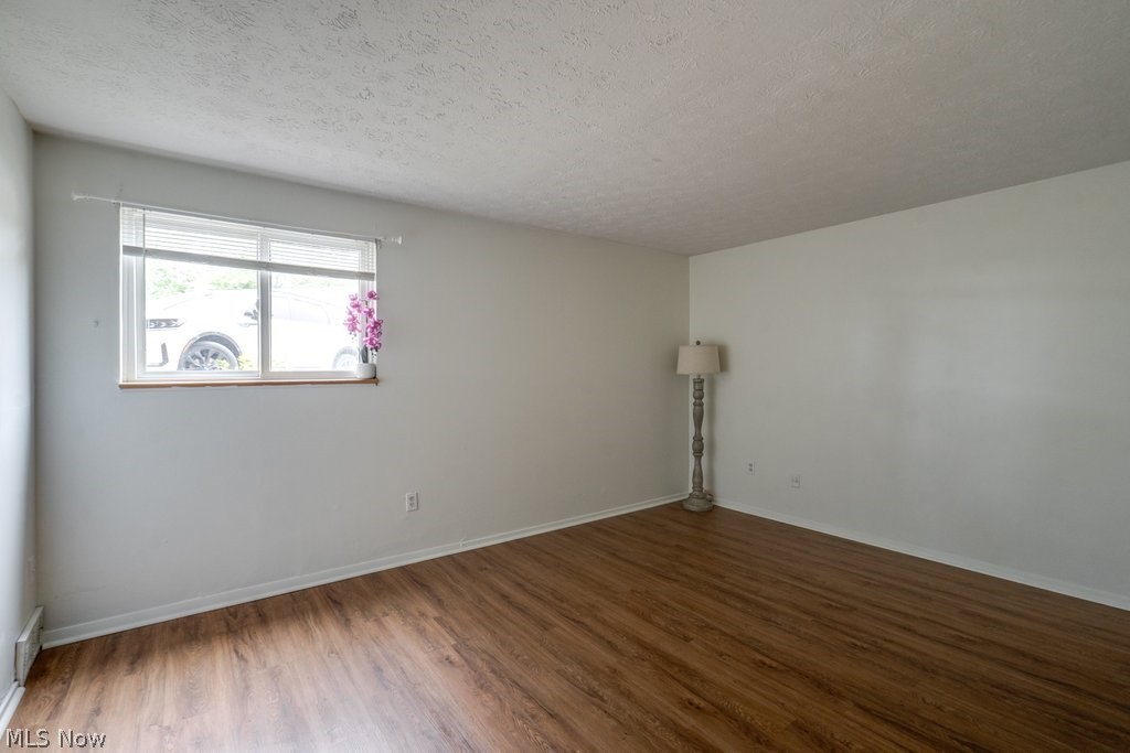 216 Moore Road Avon Lake OH 44012