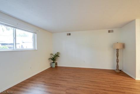 216 Moore Road Avon Lake OH 44012