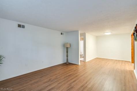 216 Moore Road Avon Lake OH 44012
