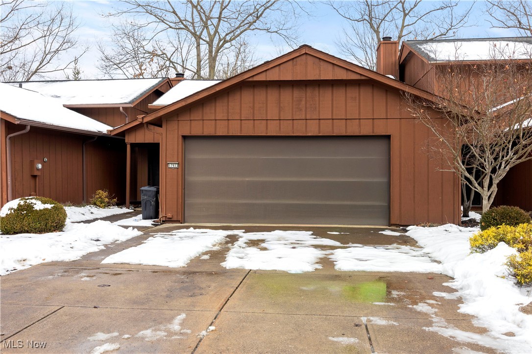 17933 Cliffside Drive Strongsville OH 44136