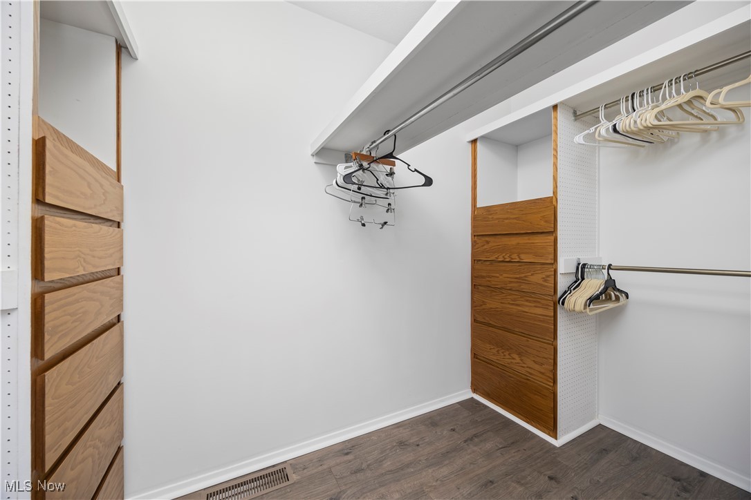 17933 Cliffside Drive Strongsville OH 44136