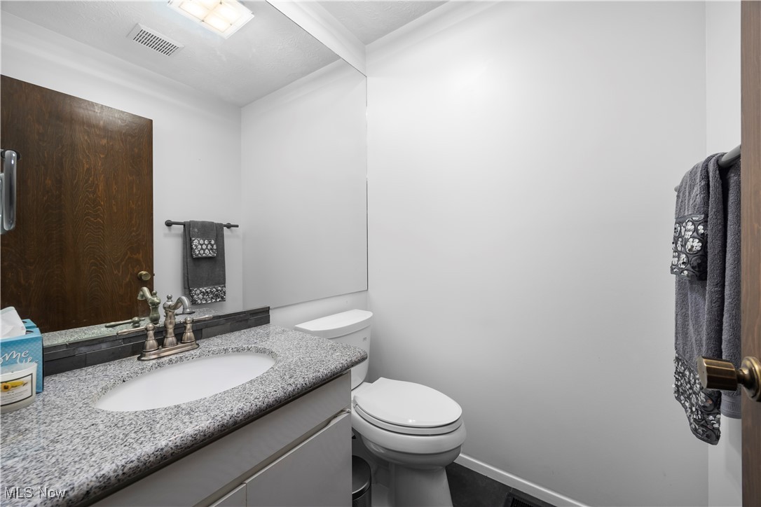 17933 Cliffside Drive Strongsville OH 44136