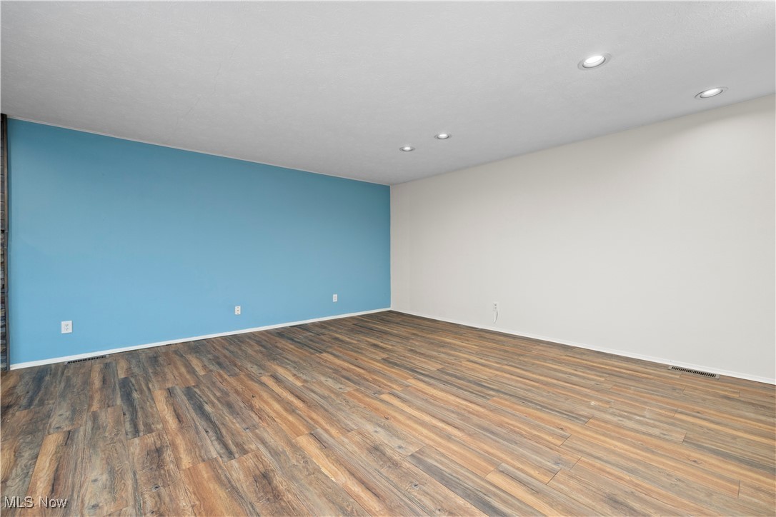 17933 Cliffside Drive Strongsville OH 44136