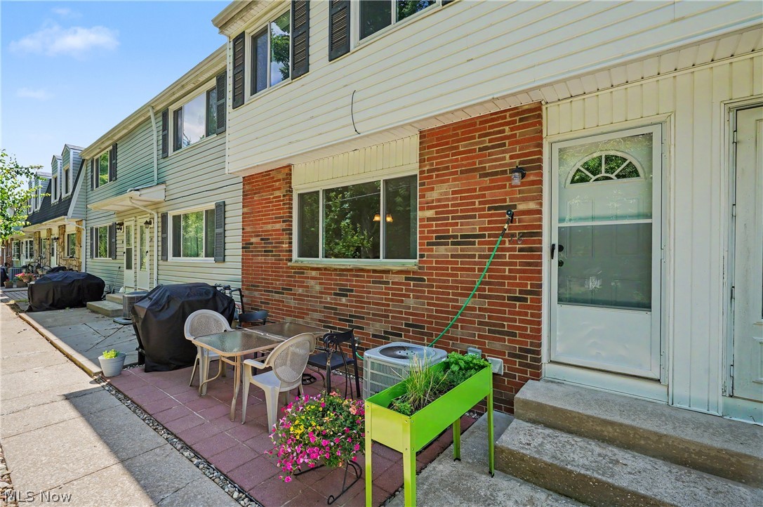 2005 Presidential Parkway Twinsburg OH 44087