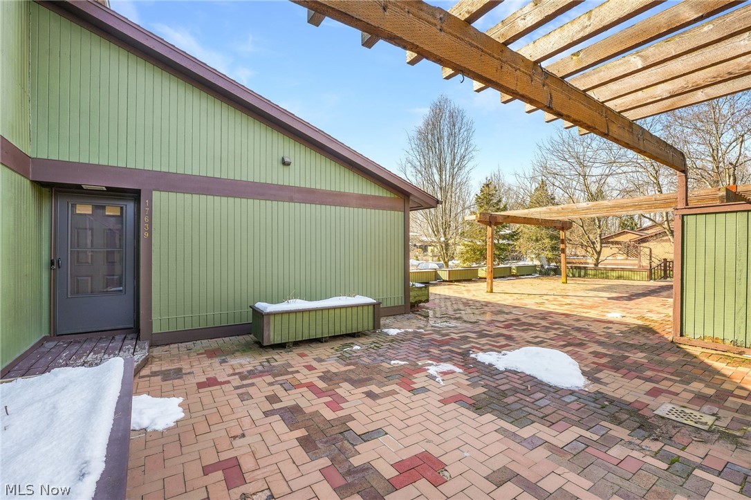 17639 Walnut Trail Chagrin Falls OH 44023