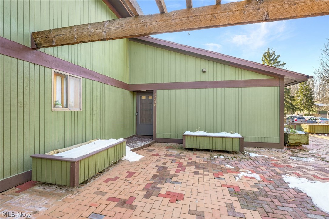 17639 Walnut Trail Chagrin Falls OH 44023