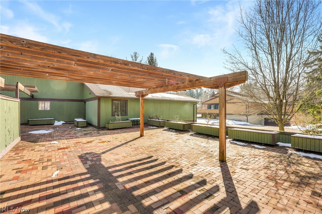 17639 Walnut Trail Chagrin Falls OH 44023