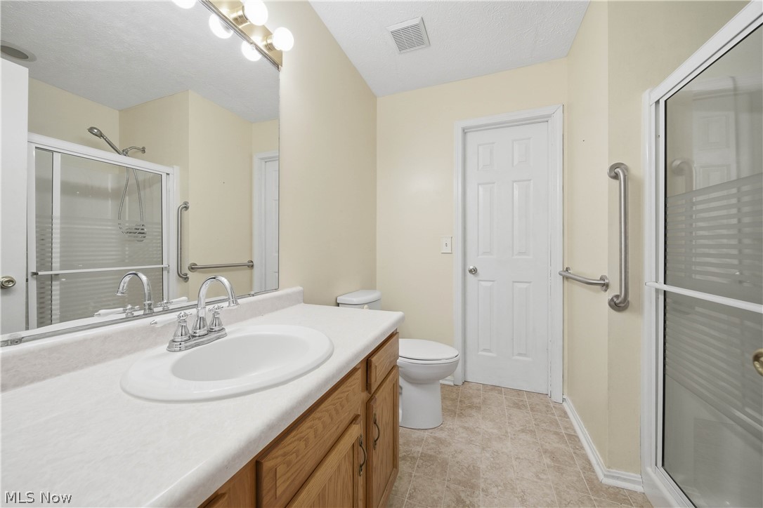6686 Hogan Way NW Canton OH 44718