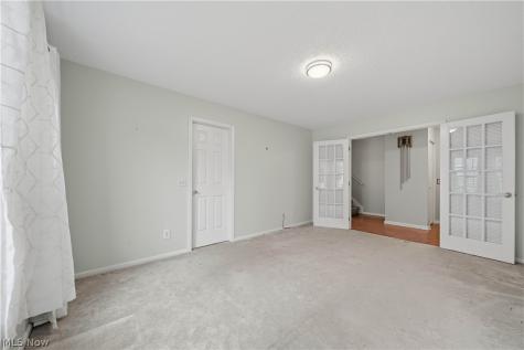 6686 Hogan Way NW Canton OH 44718