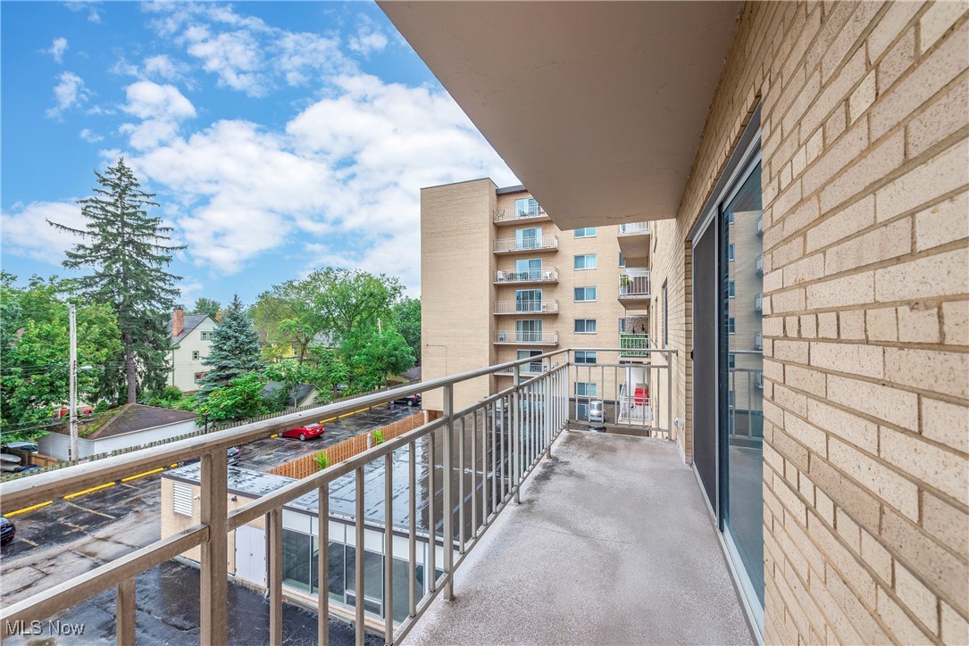 10301 Lake Avenue Cleveland OH 44102