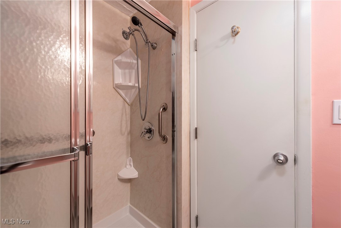 10301 Lake Avenue Cleveland OH 44102