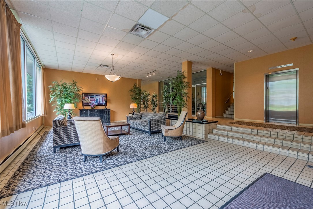 10301 Lake Avenue Cleveland OH 44102