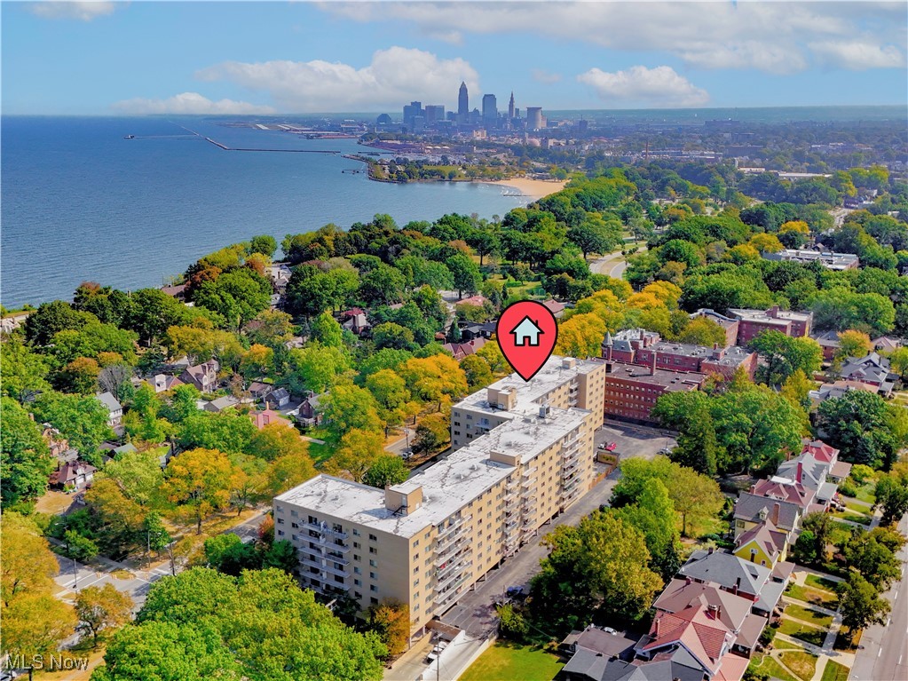 10301 Lake Avenue Cleveland OH 44102