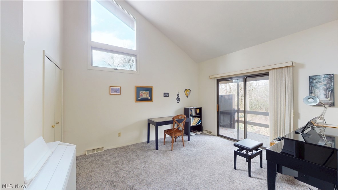 1939 Pine Drive Kent OH 44240