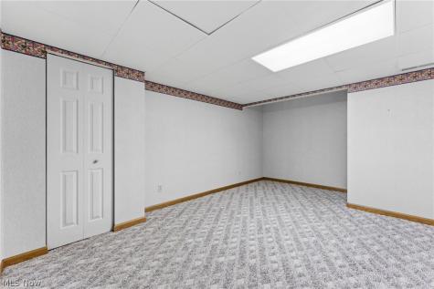 2423 Charing Cross Road NW Canton OH 44708