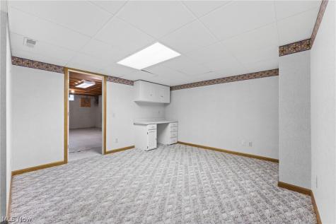 2423 Charing Cross Road NW Canton OH 44708