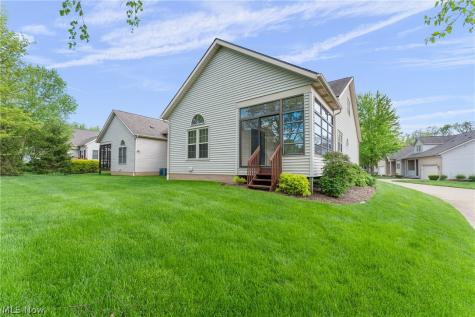 2423 Charing Cross Road NW Canton OH 44708