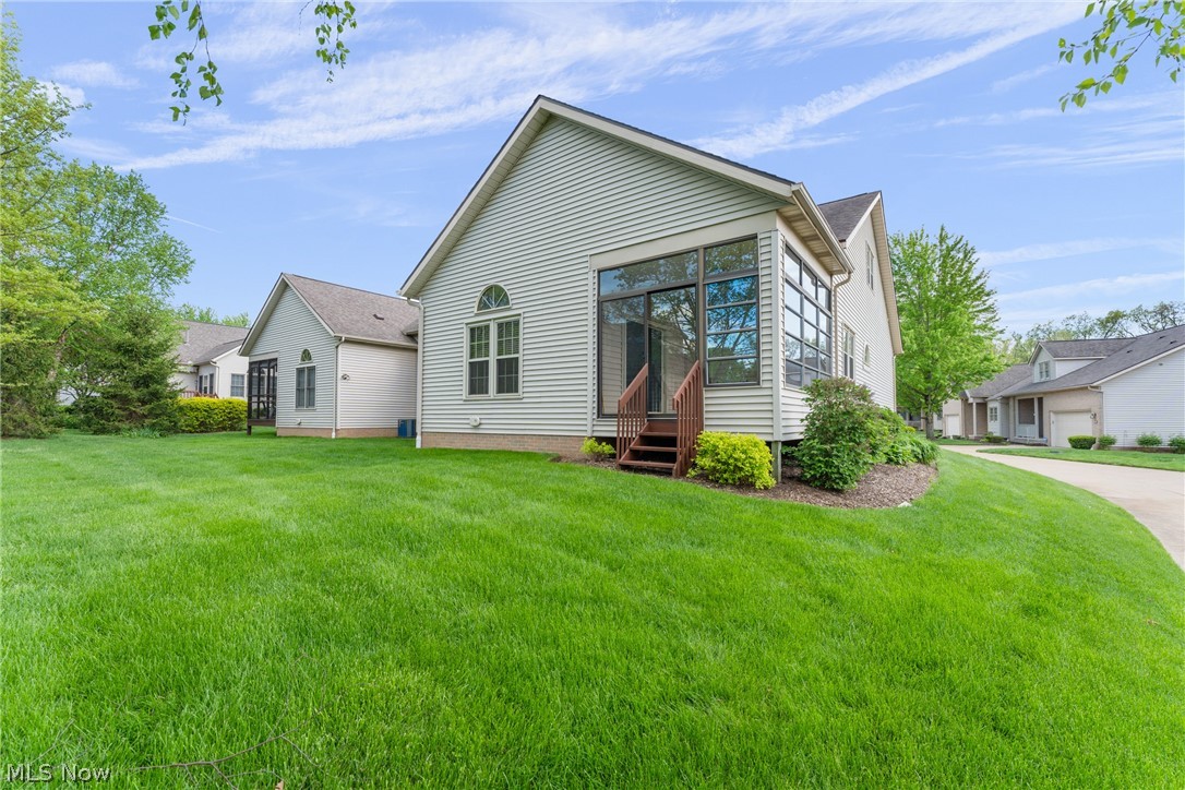 2423 Charing Cross Road NW Canton OH 44708