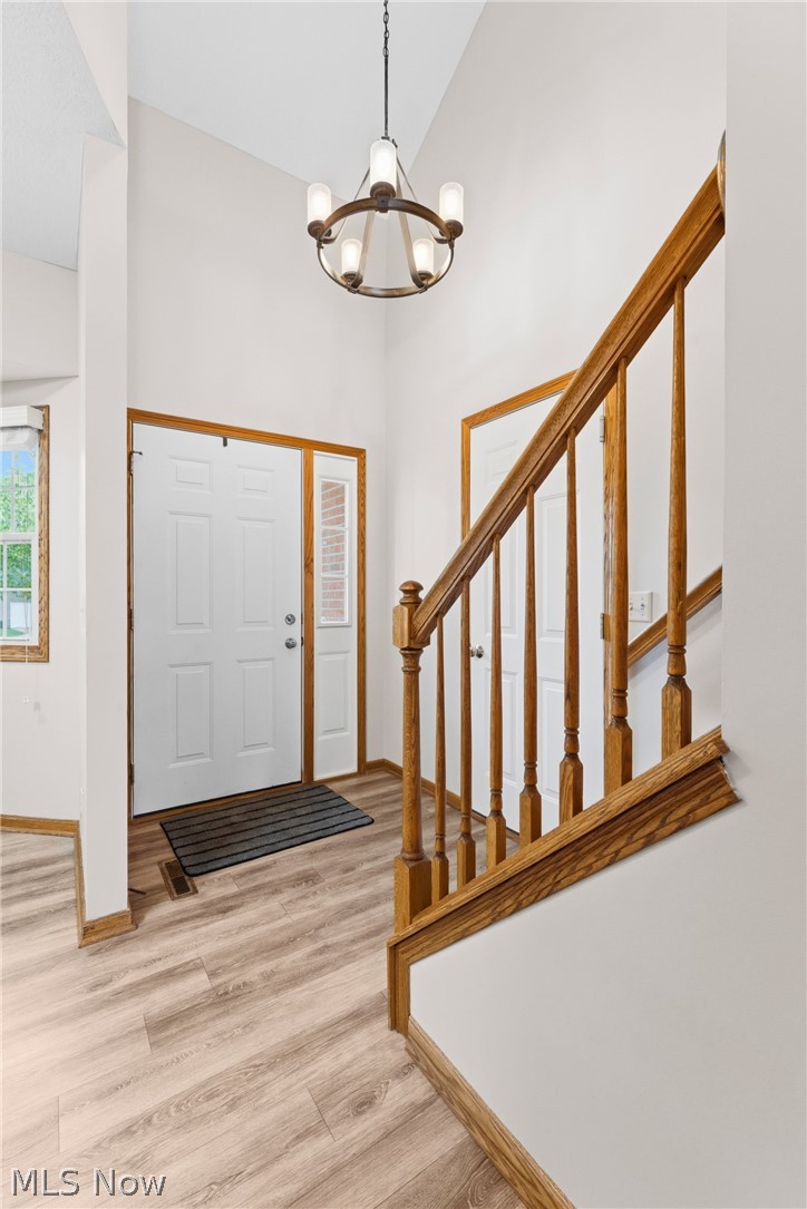 2423 Charing Cross Road NW Canton OH 44708