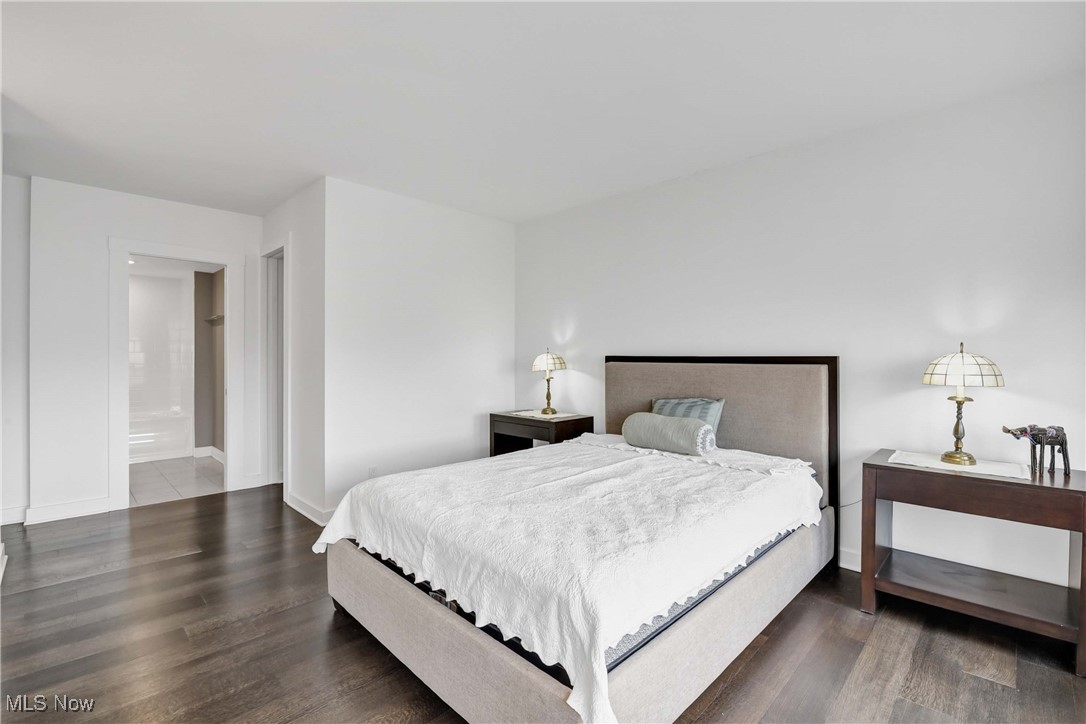 2 Bratenahl Place Bratenahl OH 44108