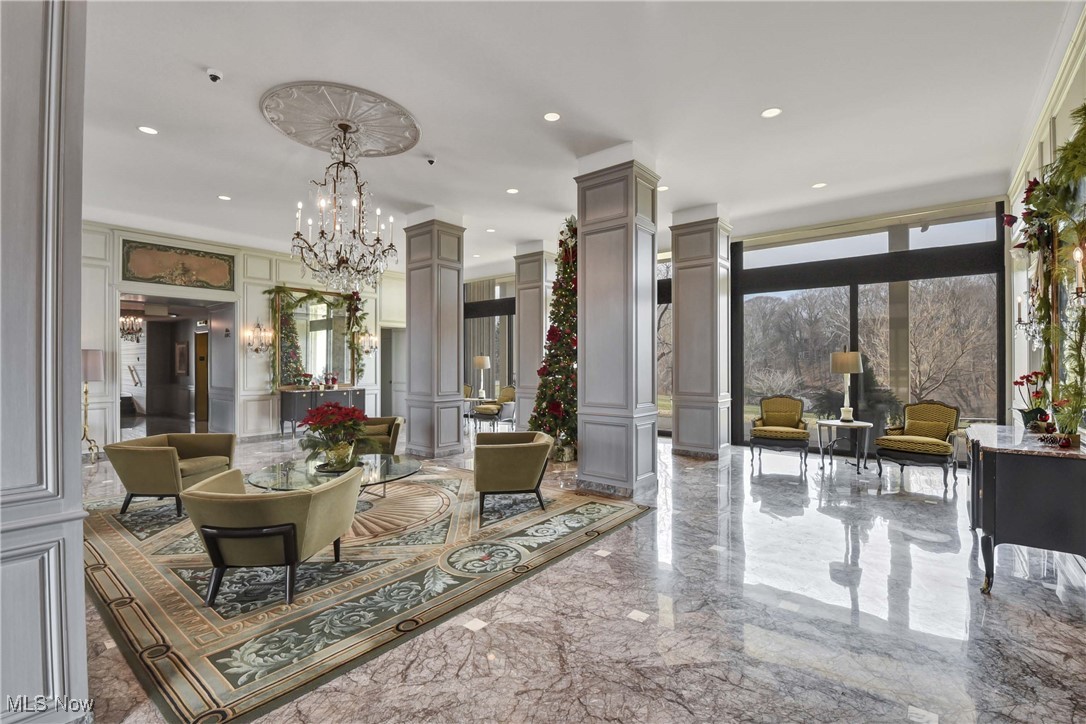 2 Bratenahl Place Bratenahl OH 44108