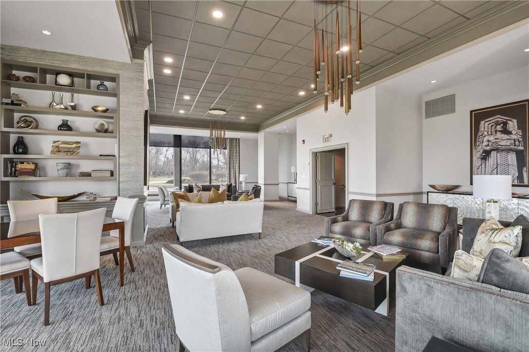 2 Bratenahl Place Bratenahl OH 44108