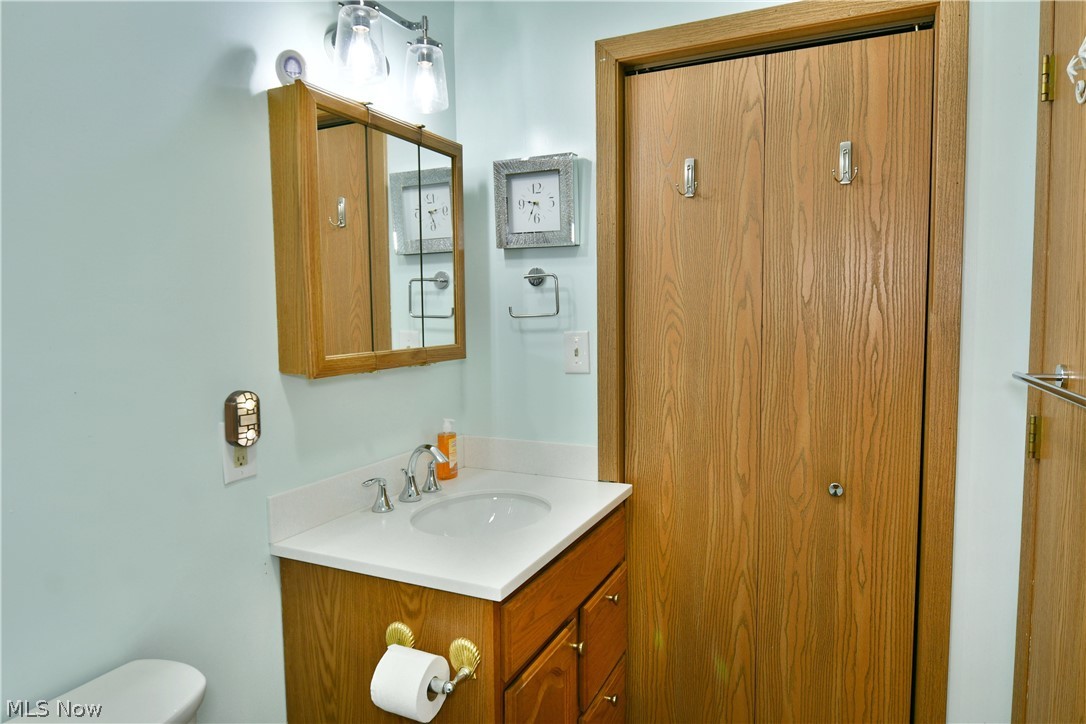 5237 Lake Road W Ashtabula OH 44004