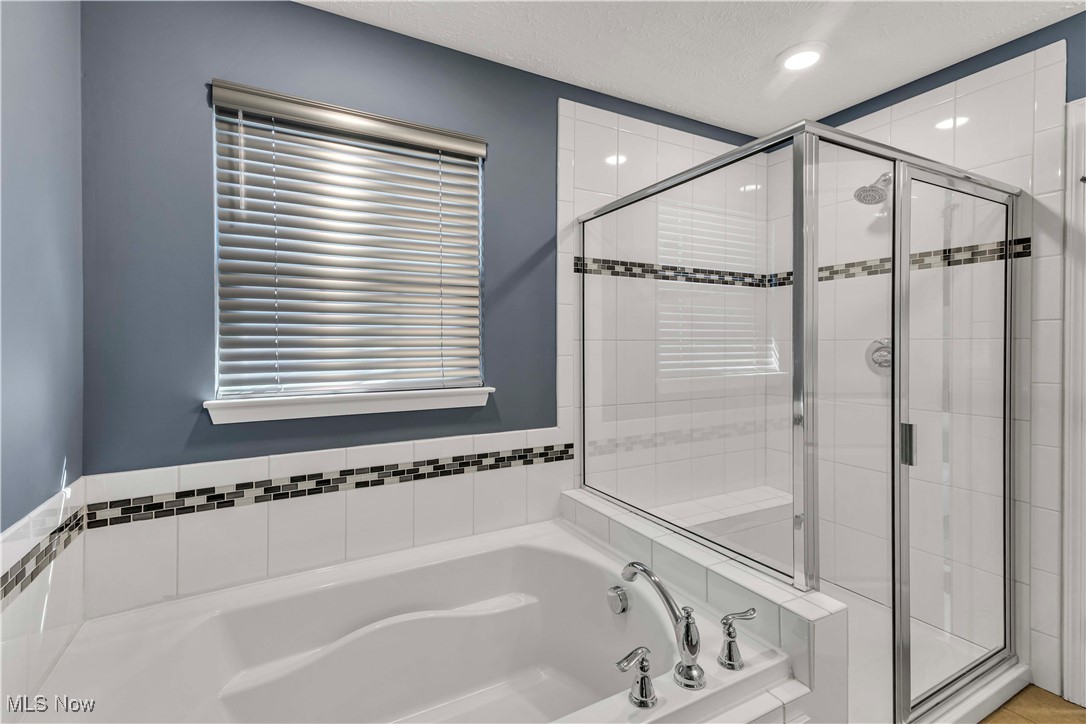 1391 Beach Avenue Lakewood OH 44107