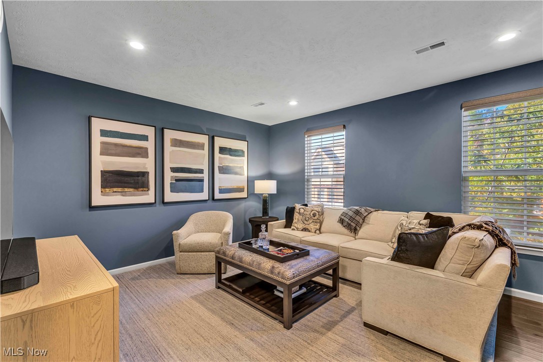 1391 Beach Avenue Lakewood OH 44107