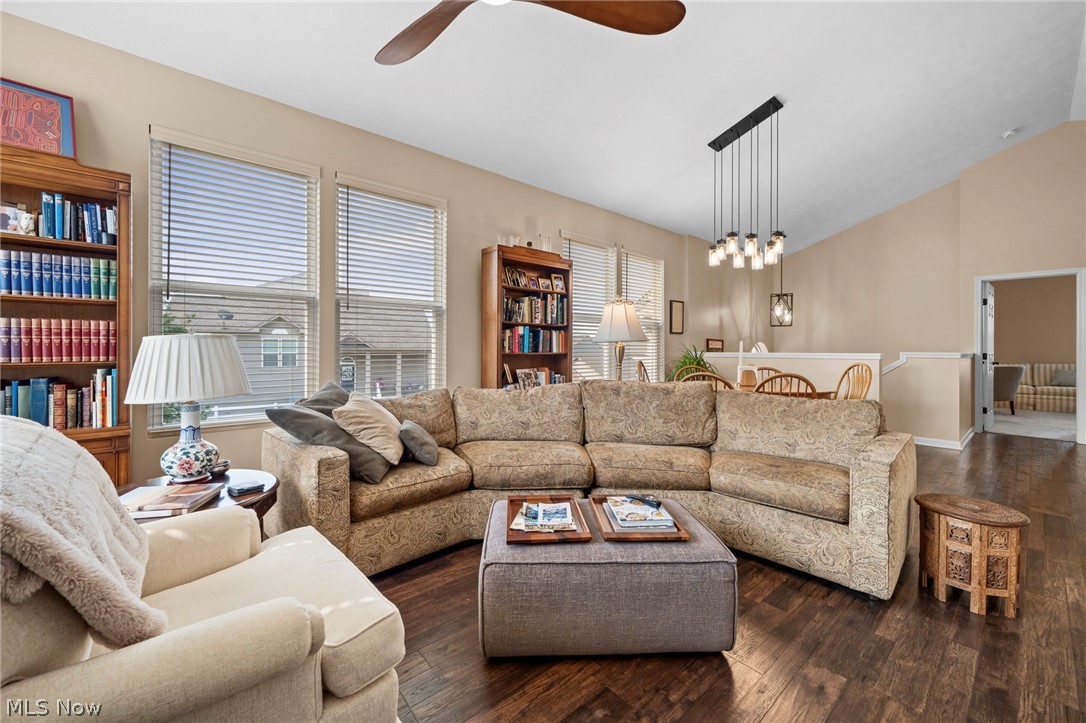 288 Woodhaven Drive Copley OH 44321
