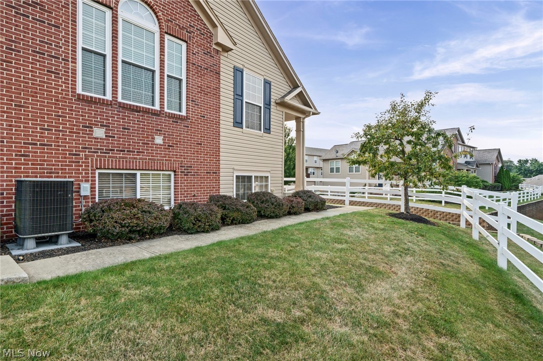 288 Woodhaven Drive Copley OH 44321