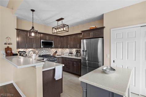 288 Woodhaven Drive Copley OH 44321
