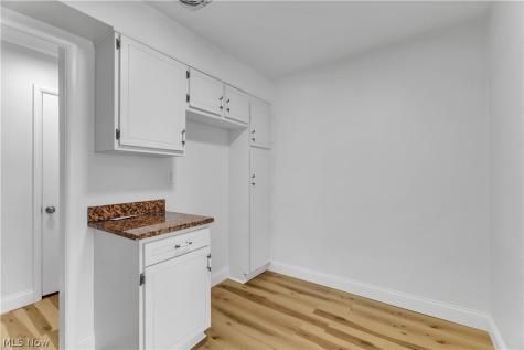 3279 Warrensville Center Road Beachwood OH 44122