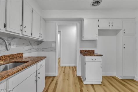 3279 Warrensville Center Road Beachwood OH 44122