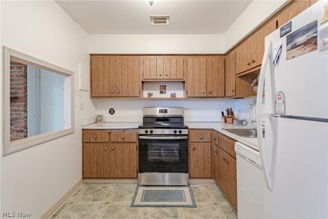 2720 Pease Drive Rocky River OH 44116