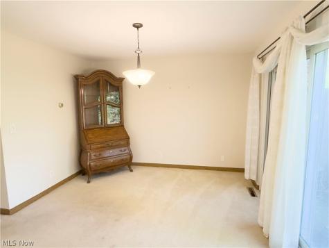 157 Drury Lane Mayfield Heights OH 44124