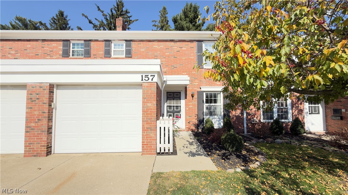 157 Drury Lane Mayfield Heights OH 44124