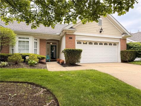 370 Rosebury Court Mayfield Heights OH 44124