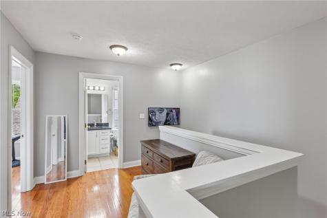 2708 Martin Luther King Jr Drive Cleveland OH 44104