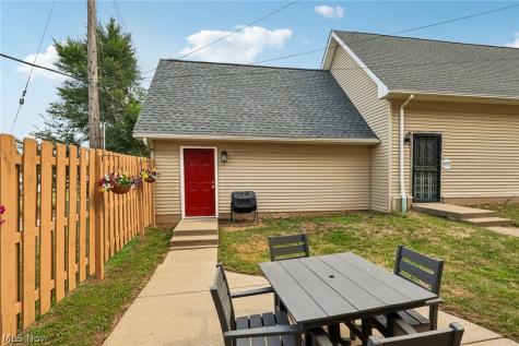 2708 Martin Luther King Jr Drive Cleveland OH 44104