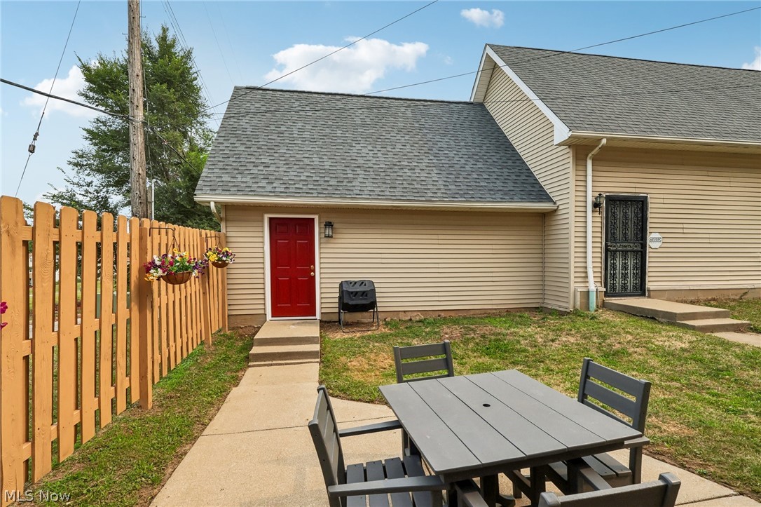 2708 Martin Luther King Jr Drive Cleveland OH 44104