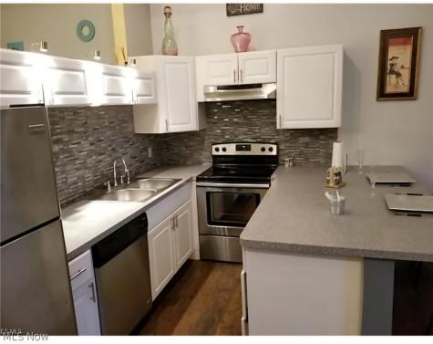 408 W Saint Clair Avenue Cleveland OH 44113