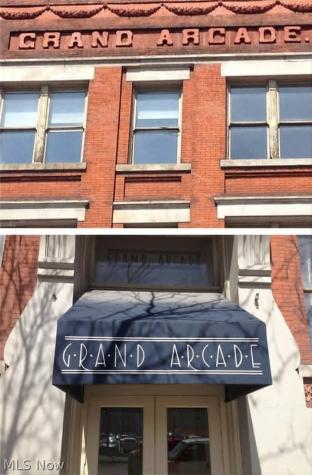 408 W Saint Clair Avenue Cleveland OH 44113
