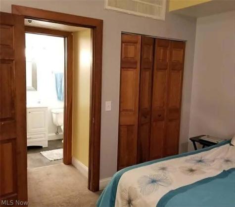 408 W Saint Clair Avenue Cleveland OH 44113