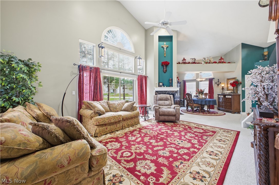 424 N Bayshore Drive Columbiana OH 44408
