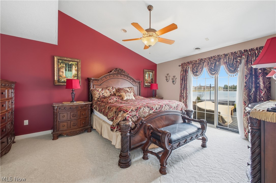 424 N Bayshore Drive Columbiana OH 44408