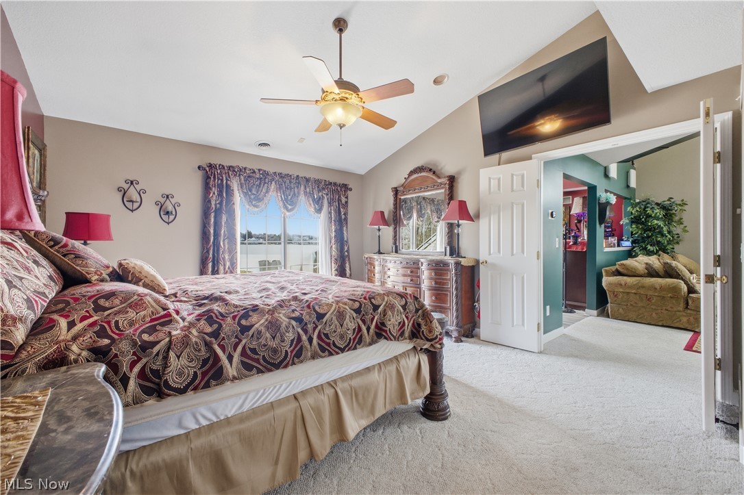 424 N Bayshore Drive Columbiana OH 44408