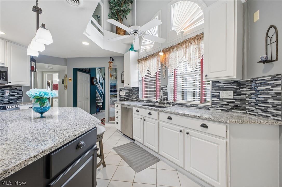 424 N Bayshore Drive Columbiana OH 44408